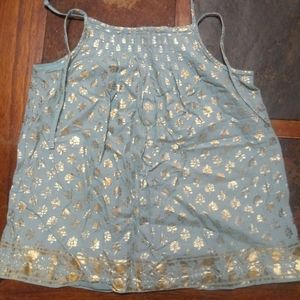 Gap shoulder tie top